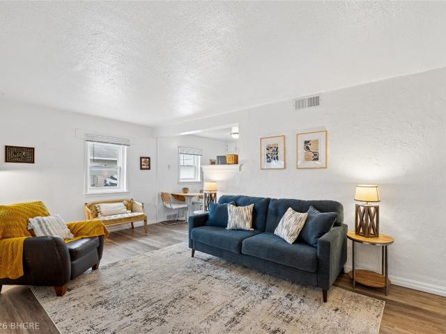 House for sale in Billies Place, Des Moines