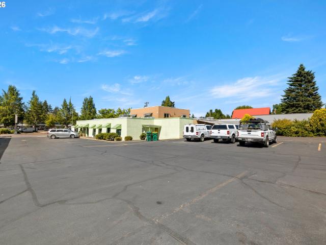 Commercial for sale in Oregonia
