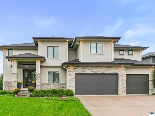 House for sale in Elkhorn, Omaha