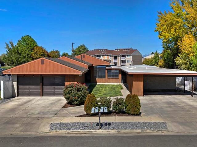 House for sale in West Valley City, Utah