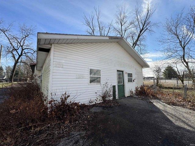 House for sale in Bedford, Indiana