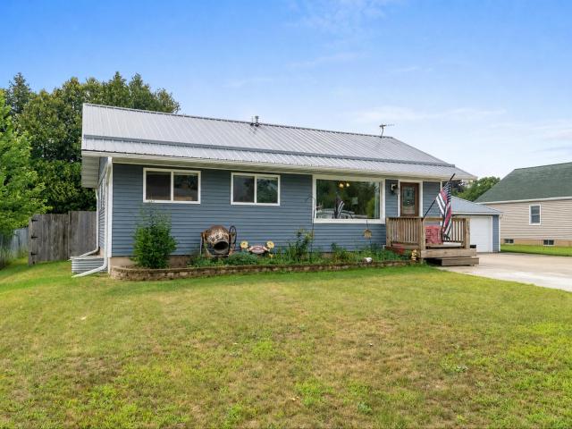 House for sale in Two Rivers, Manitowoc County