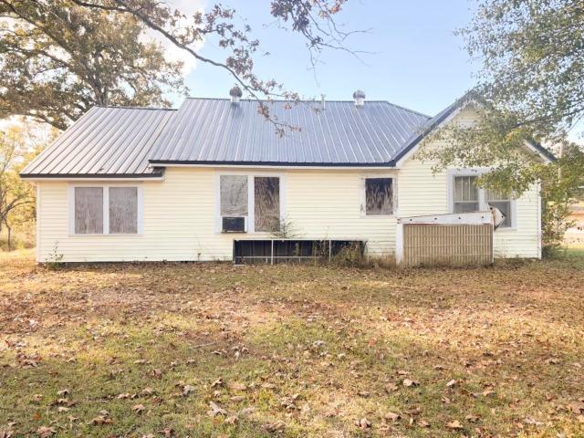 House for sale in Hamilton, Alabama