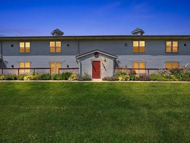 Condo for sale in Cross Plains, Wisconsin