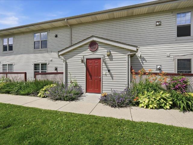 Condo for sale in Cross Plains, Wisconsin