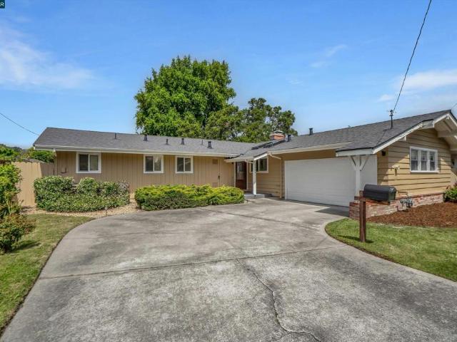 House for sale in Pinole, California