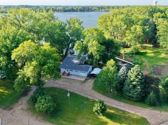 House for sale in Windom, Minnesota