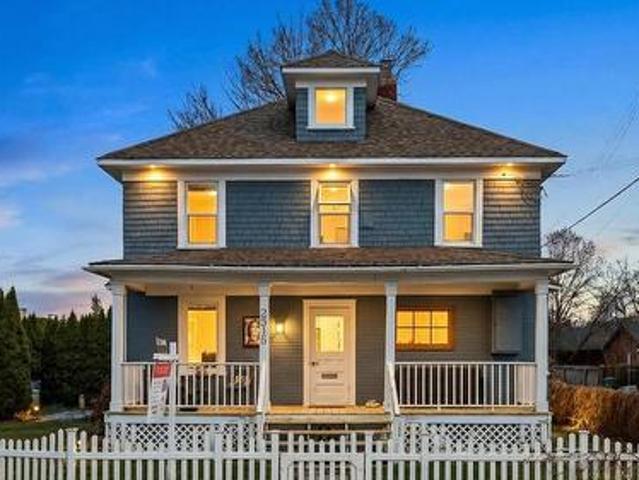House for sale in Winfield, British Columbia