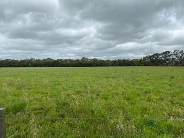 Cottage for sale in West Creek, Victoria