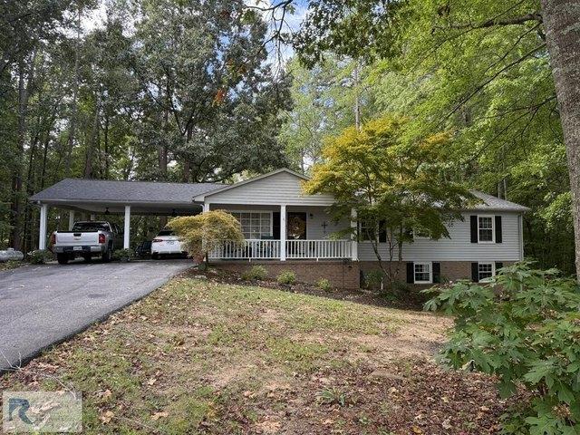House for sale in Deerwood Springs, Blairs