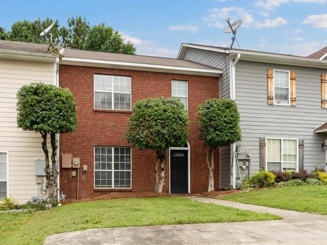 Townhouse for sale in Pelham, Alabama