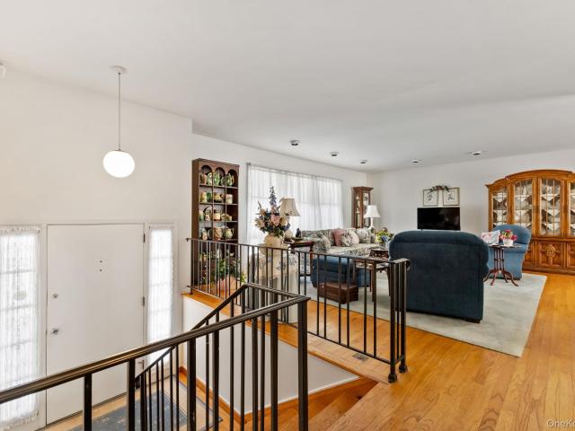 House for sale in Putnam Valley, New York