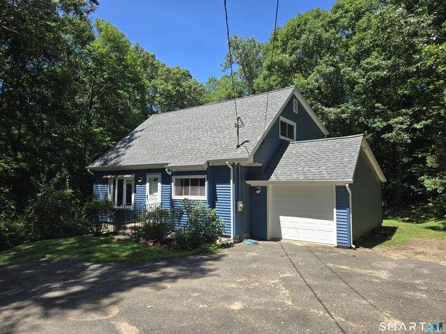 House for sale in Naugatuck, Connecticut