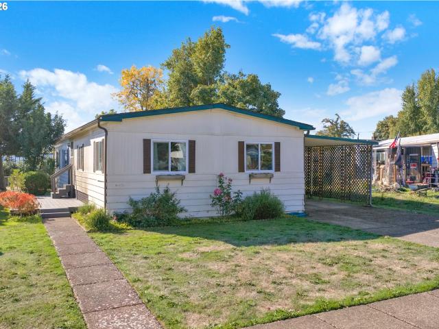 House for sale in Creswell, Lane County