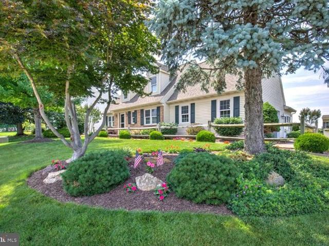 House for sale in New Holland, Pennsylvania