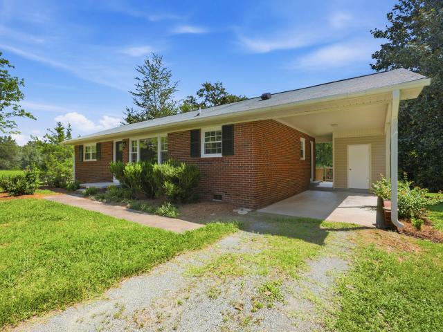 House for sale in Alamance, North Carolina