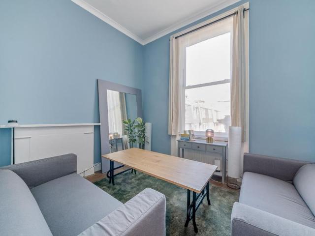 House for rent in Earl's Court, Greater London