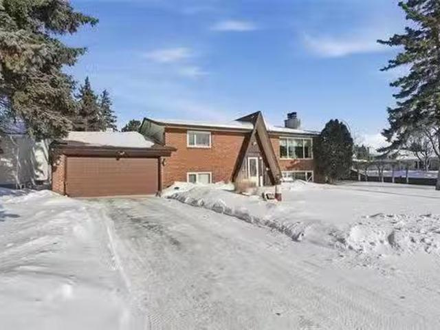 House for sale in East St. Paul, Manitoba