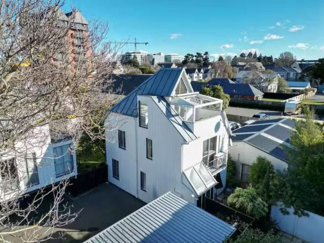 House for sale in Heathcote, Canterbury