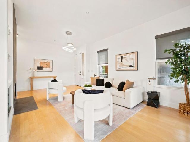 Condo for sale in San Mateo, California