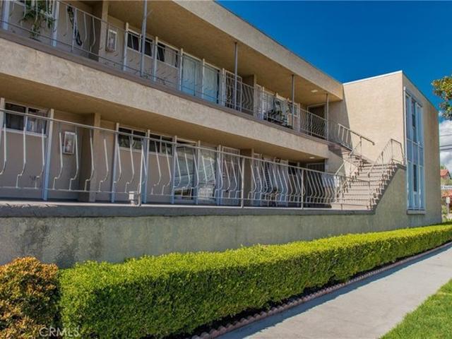 Condo for sale in Long Beach, California