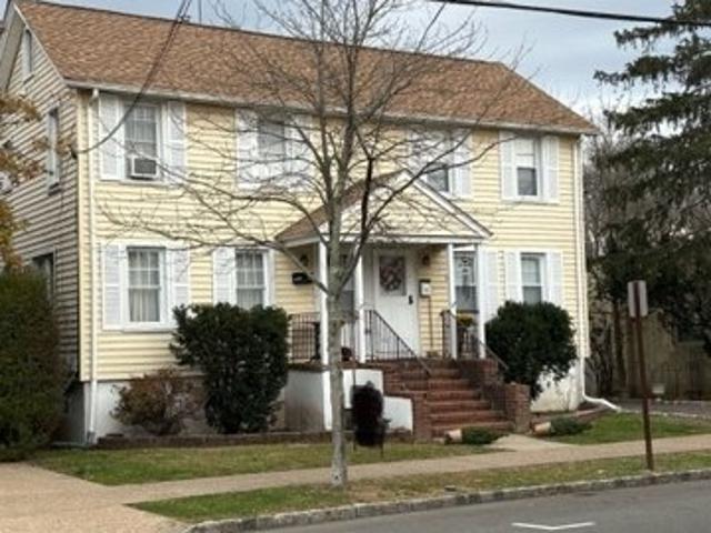 House for sale in Stirling, New Jersey