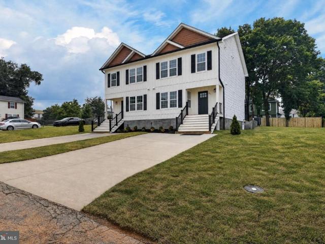 Townhouse for sale in Virginia