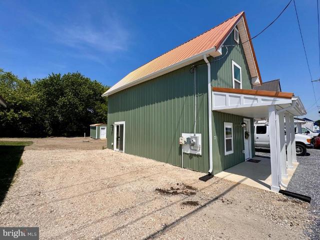 House for sale in Goldsboro, Maryland