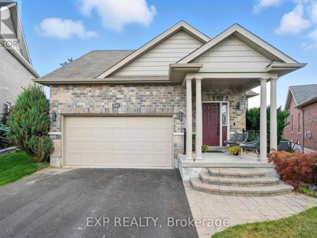 House for sale in Cobourg House for sale in Cobourg