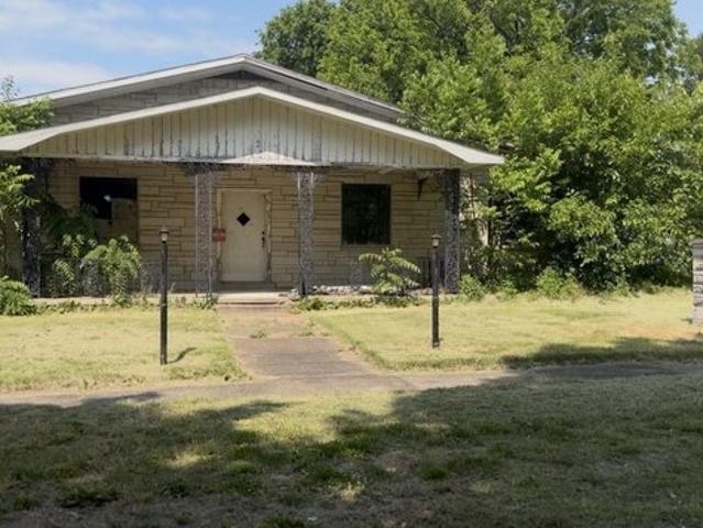 House for sale in Barlow, Kentucky