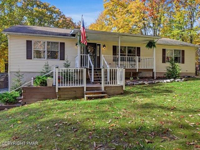 House for sale in Effort, Chestnuthill Township