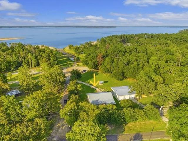 House for sale in Zavalla, Texas
