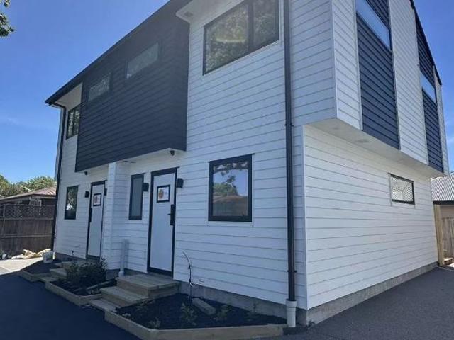 Apartment for rent in Addington, Canterbury
