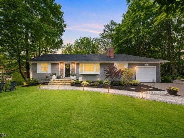 House for sale in Watchung, New Jersey