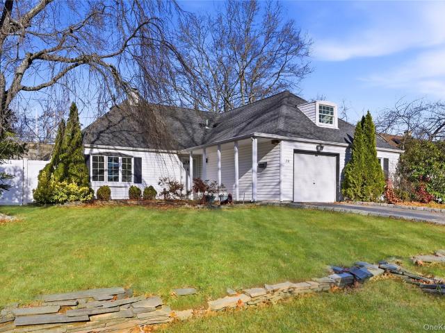 House for sale in Bohemia, New York
