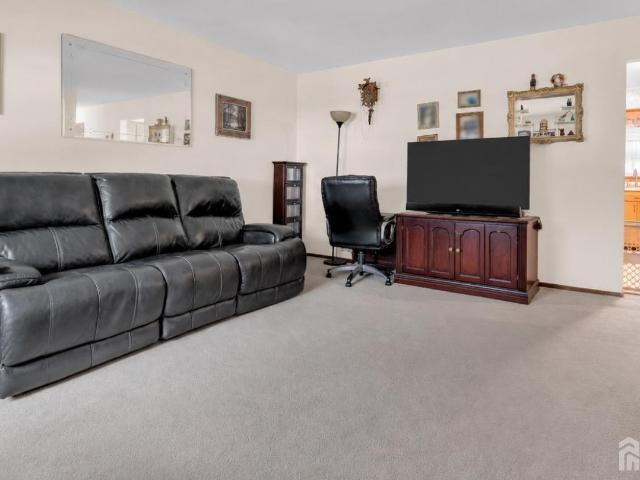 House for sale in Avenel, New Jersey