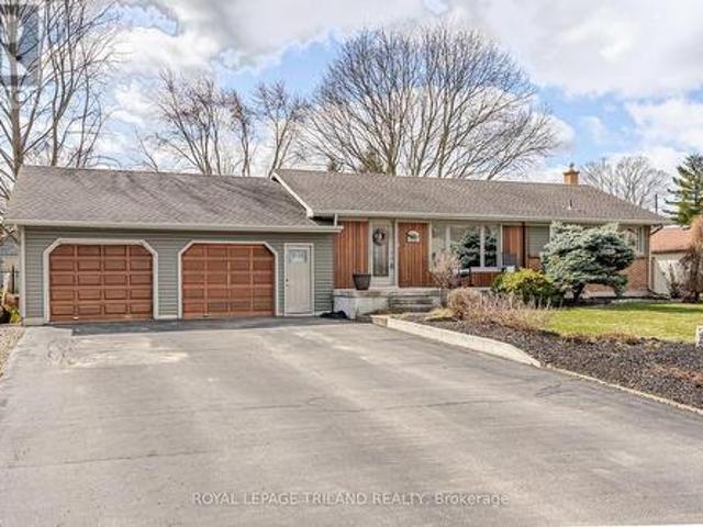 House for sale in Thames Centre, Ontario