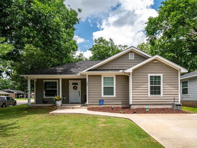 House for sale in Denison, Texas