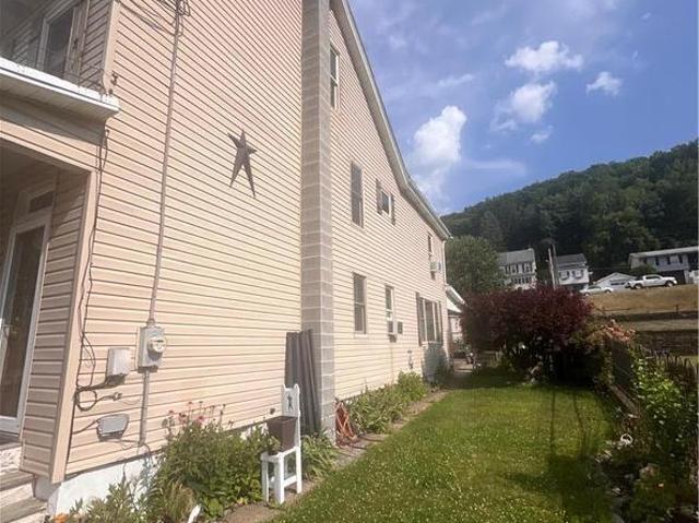 Townhouse for sale in Carbon, Pennsylvania