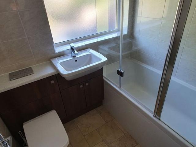 House for rent in Rhydypenau, Falcon Lodge