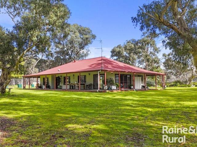 Acreage for sale in Blackford, South Australia