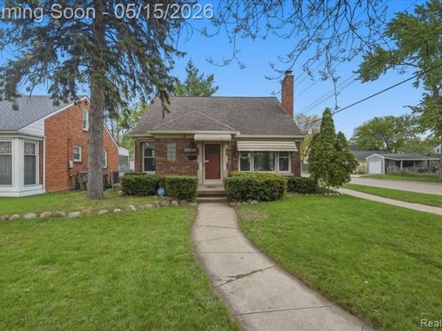 House for sale in Oak Park, Michigan