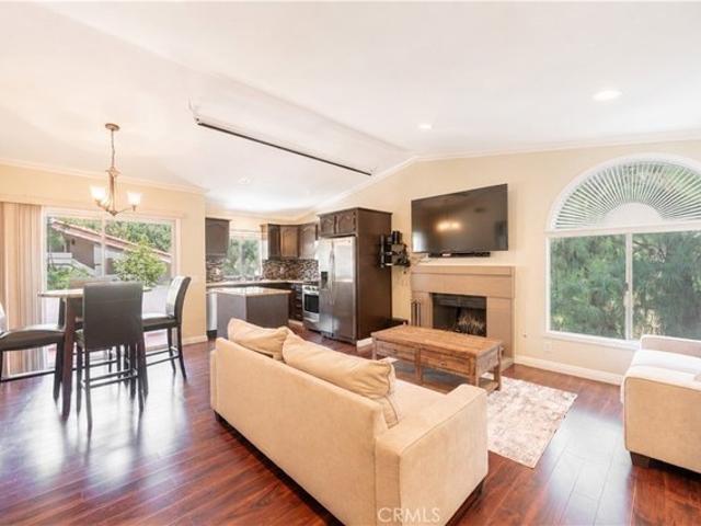 Condo for sale in Canoga Park, California