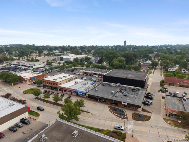 Commercial for sale in Saint Clair Shores, Michigan