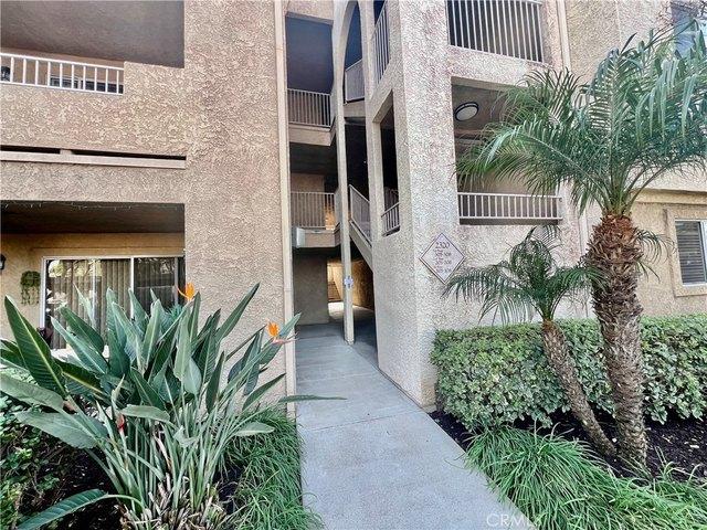 Condo for sale in Corona, California