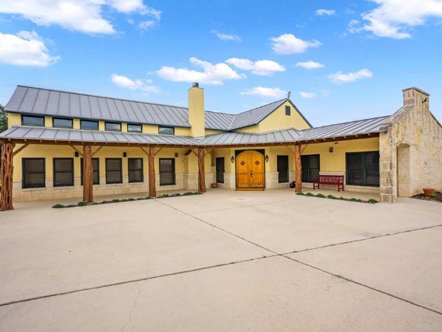 House for sale in Doss, Texas