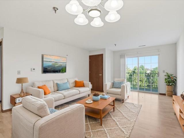 Condo for sale in Stoughton, Dane County