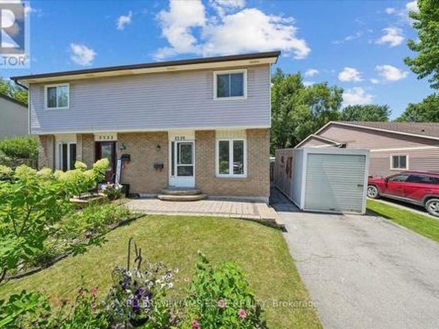 House for sale in Burlington, Ontario