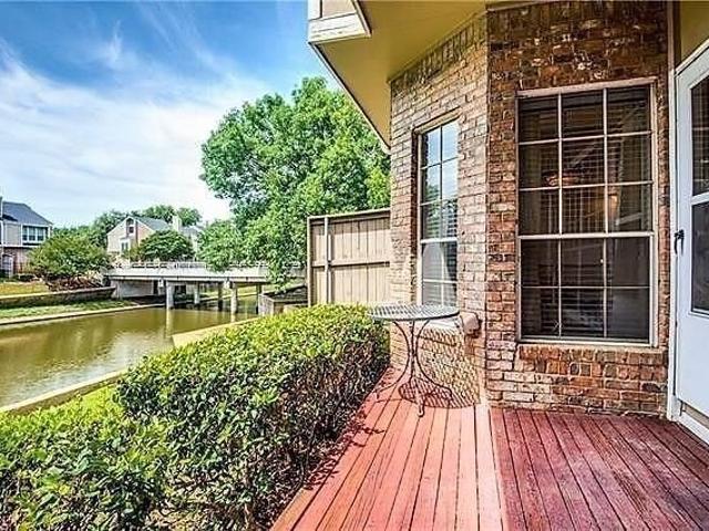 Townhouse for sale in Irving, Texas