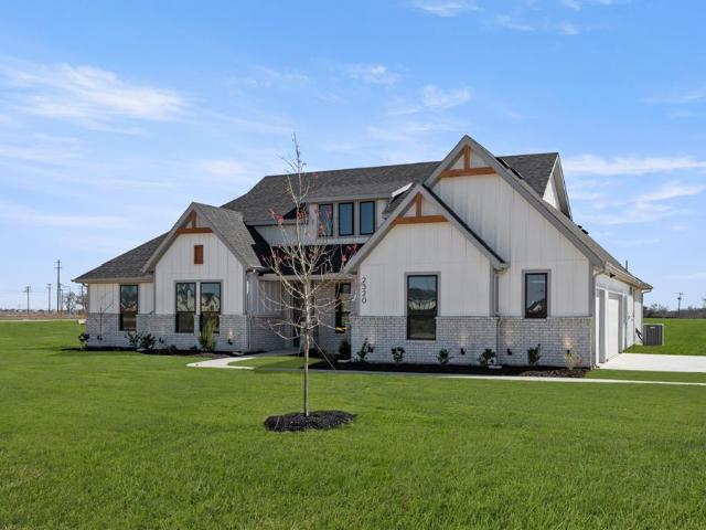 House for sale in Ellis, Texas
